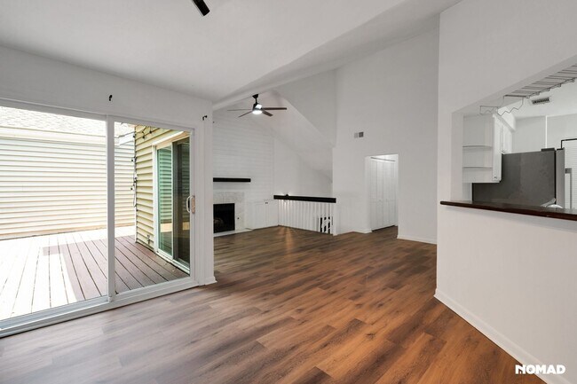 Foto del edificio - Charming 2BR Condo in Atlanta