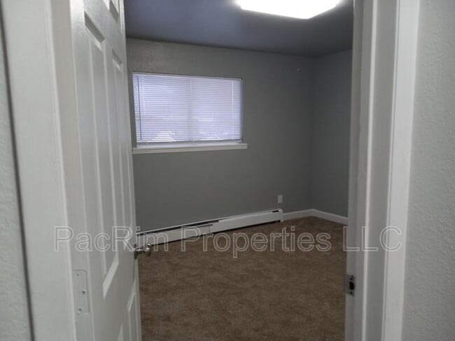 Building Photo - 8831 Cordell Cir