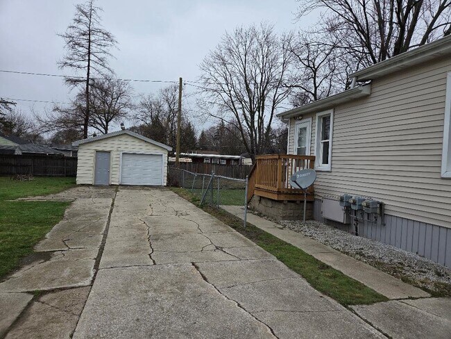 Foto del edificio - 921 N Mason