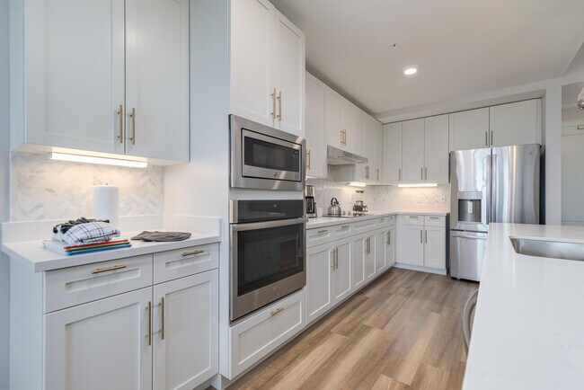 Foto del edificio - 9000 Heron Walk Dr