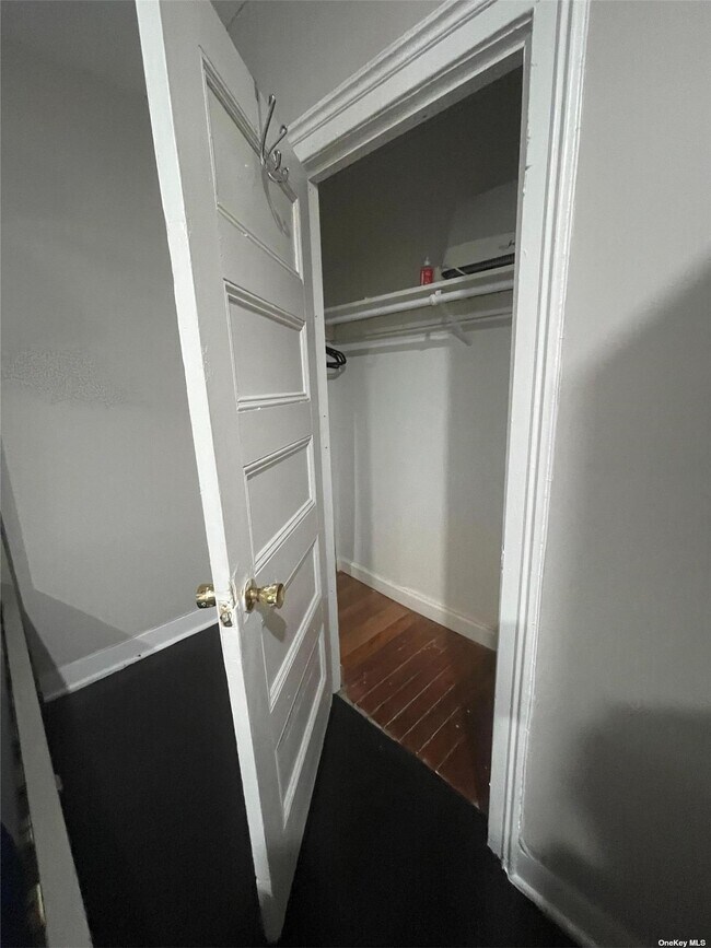 Foto del edificio - 1056 Sterling Pl