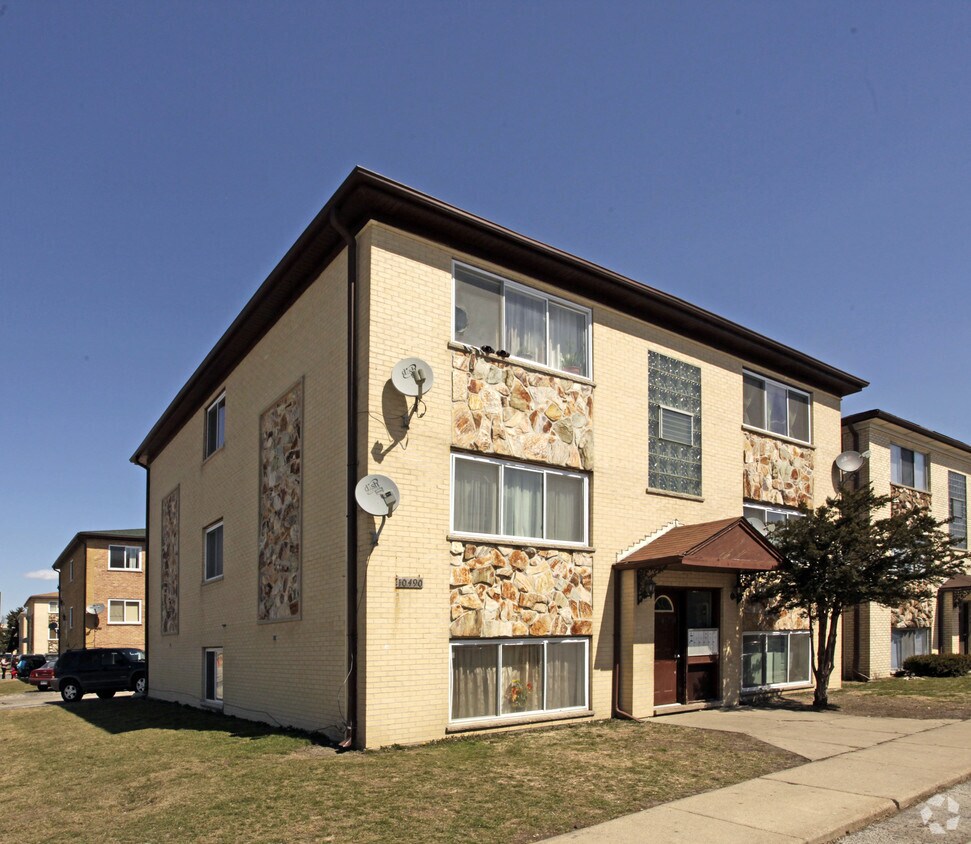 Building Photo - 10490 Carol Ct
