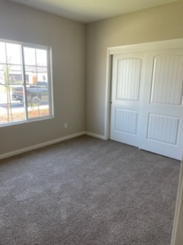 8405 Jean Anne St, Bakersfield, CA 93314 House for Rent in