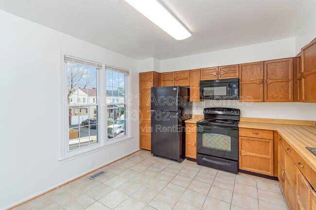 Foto del edificio - 29 S Floyd St