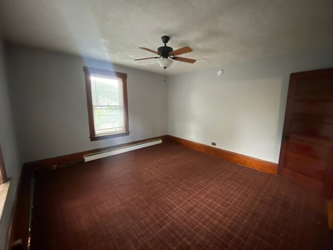 Interior Photo - 8 Union St.