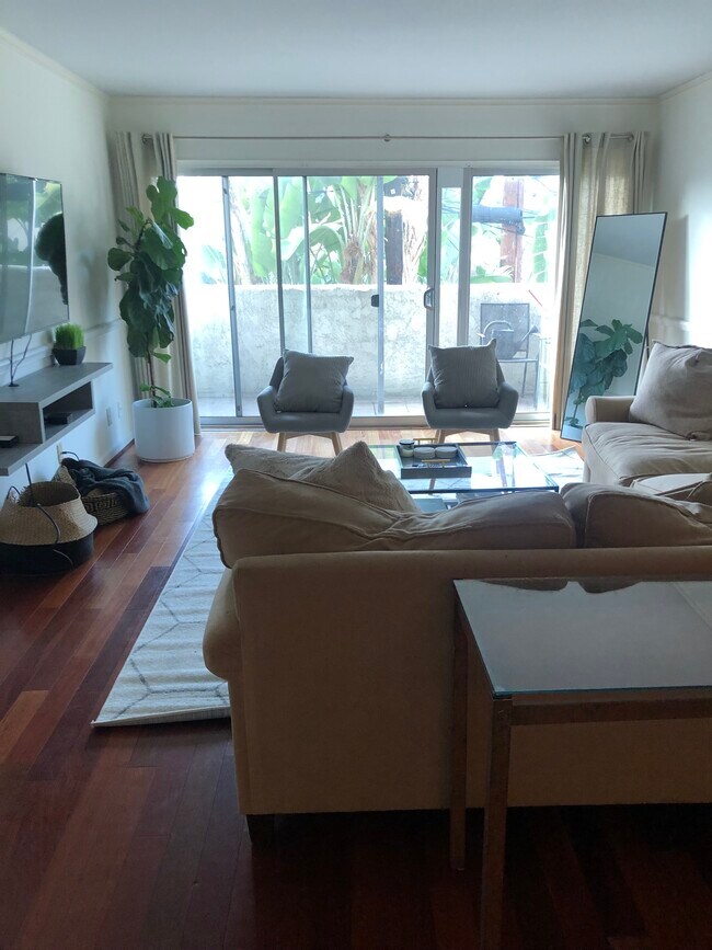 Living Room with Porch - 8400 De Longpre Ave