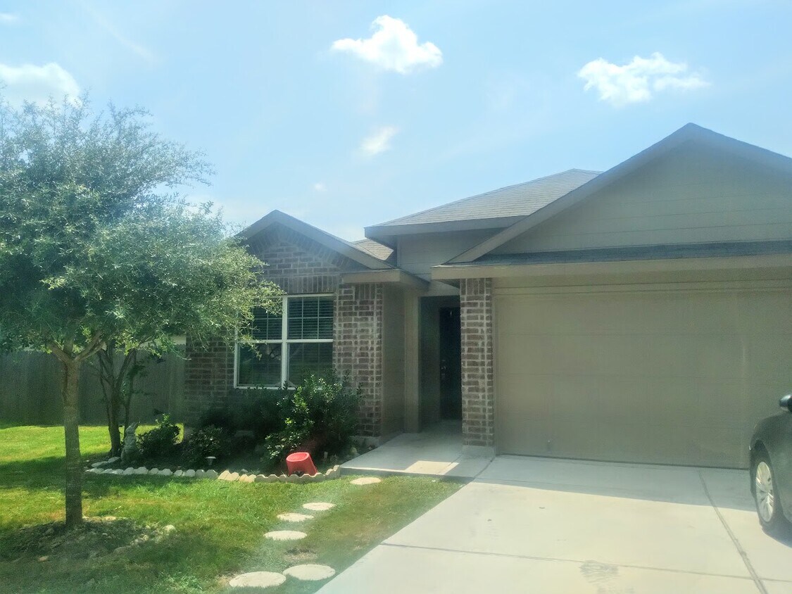 Primary Photo - 7118 Pandora Way