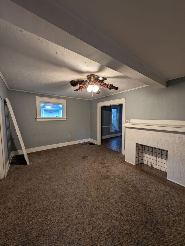 Foto del edificio - Cute 3 BR house in NW Erie close to downtown