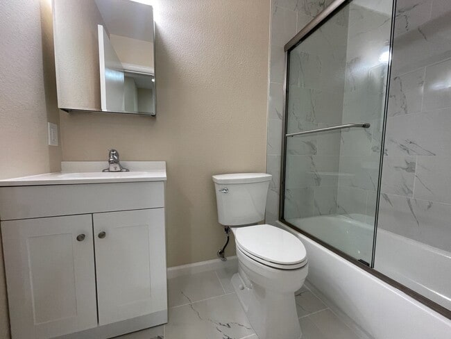 Foto del edificio - 1010 Grant Ave