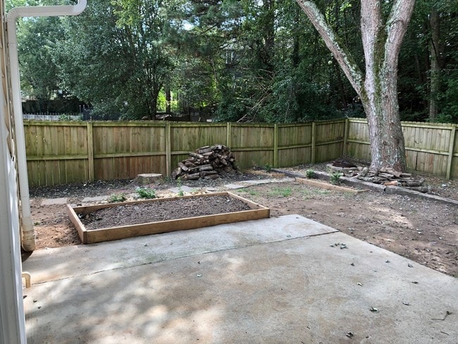 Building Photo - 3523 Kennesaw Station Dr