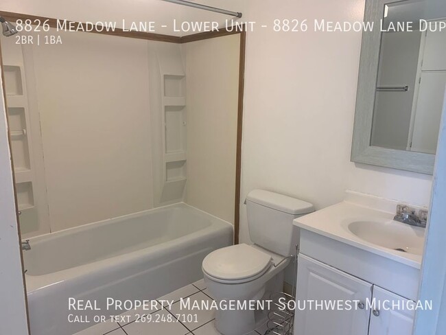 Building Photo - 2 Bed/1 Bath Lower level unit near Andrews...