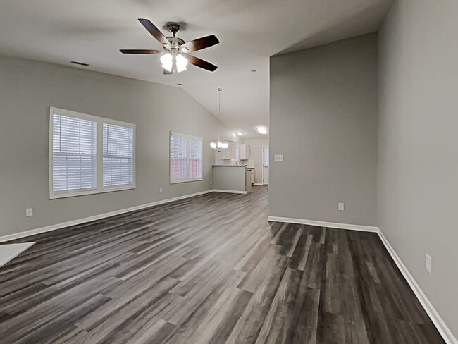 Building Photo - 1531 Oakdale Green Dr