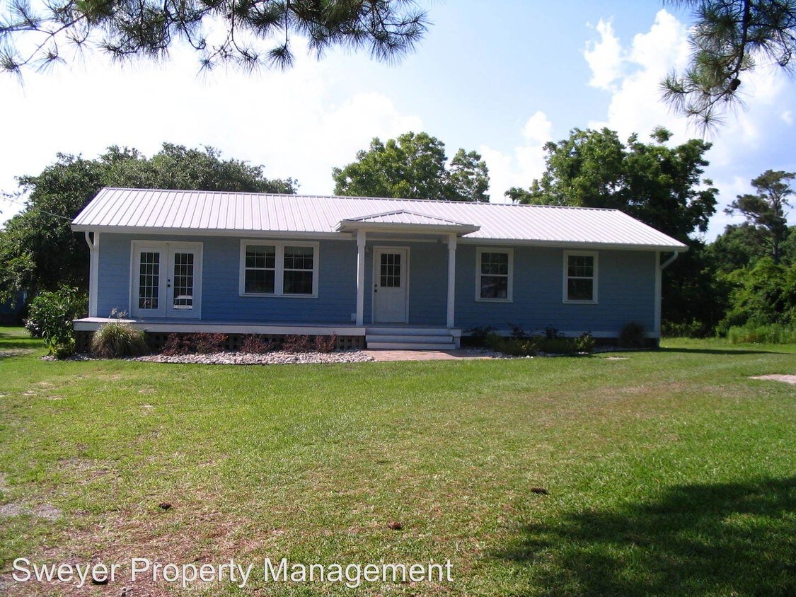 Primary Photo - 1051 Mallard Bay Rd