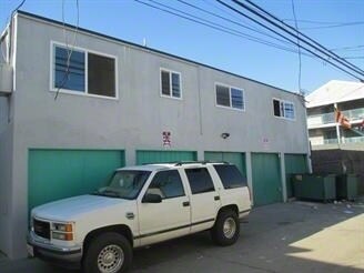 Building Photo - 1614 Cherry Ave
