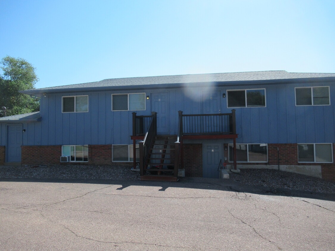 Primary Photo - 2610 King St