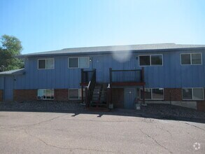 Building Photo - 2610 King St