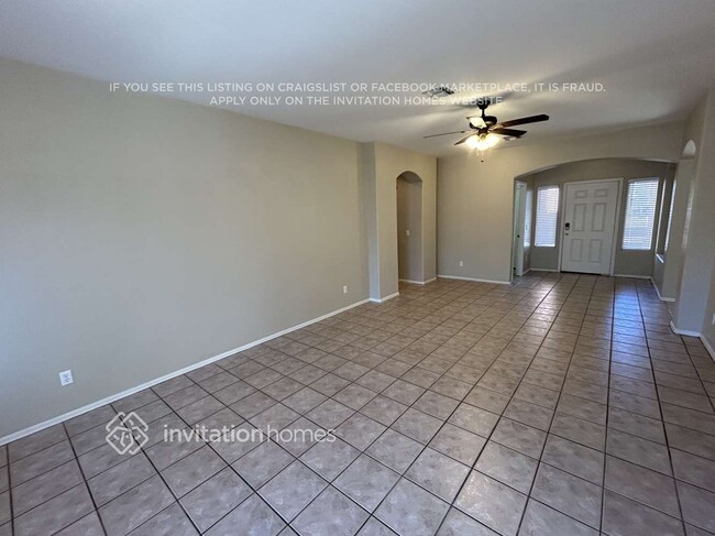 Building Photo - 1612 S 80th Dr