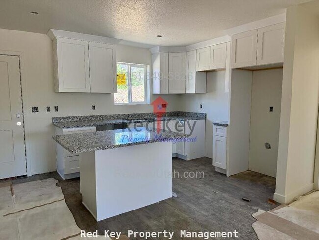 Foto del edificio - 600 N Duplex NEW