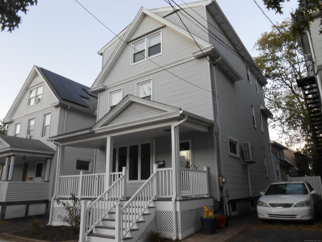 Building Photo - 631 Whalley Ave