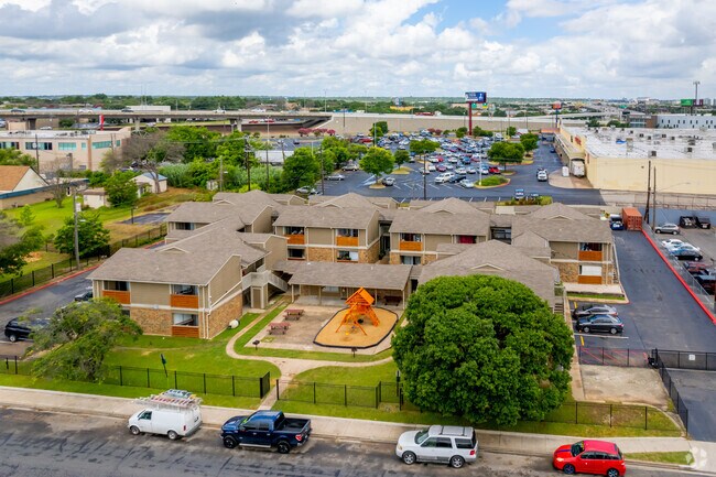 Foto aérea - Harmony Apartments