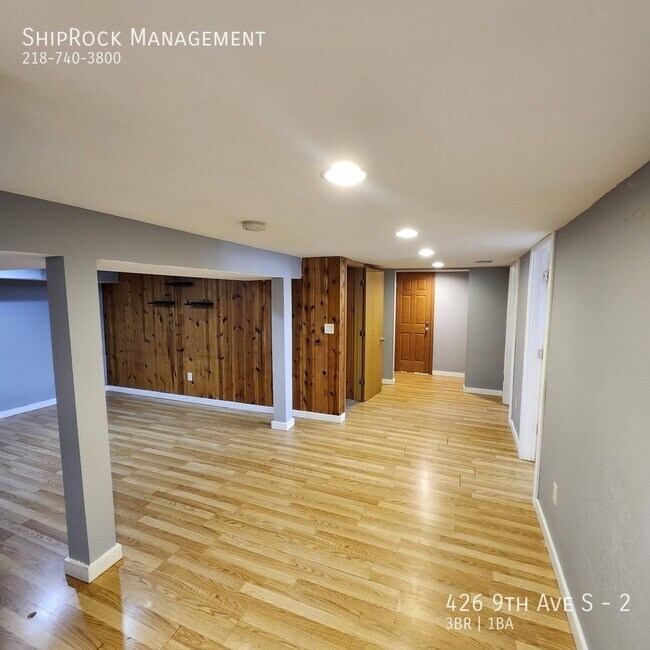 Foto del edificio - 426 9th Ave S
