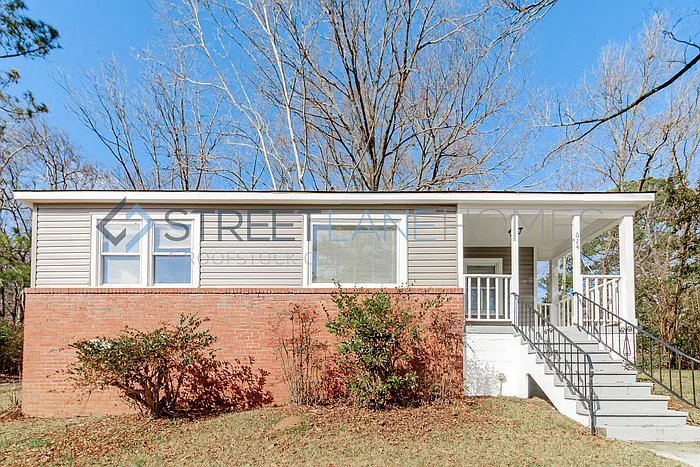 Foto principal - 624 Brunson Ave