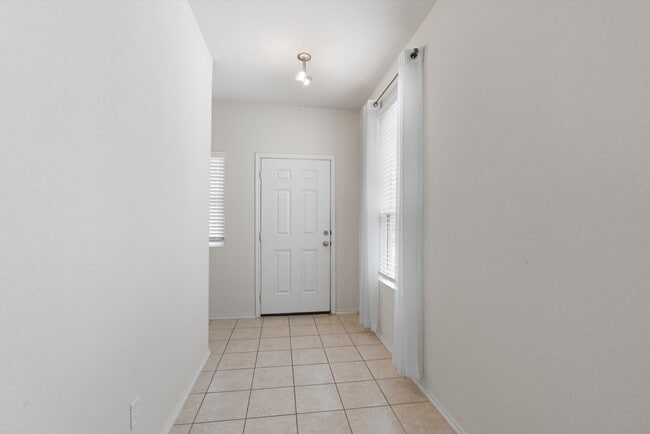 Building Photo - Beautiful 3-Bedroom Home For Rent in Sunfield of Buda