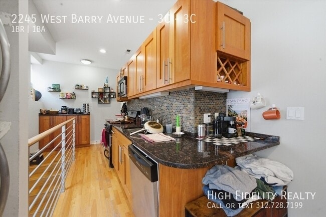 Building Photo - 2245 W Barry Ave