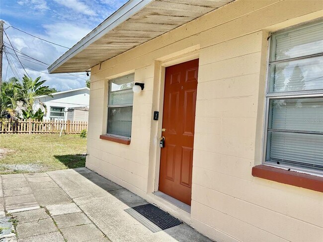 Foto del edificio - 3799 141st Ave N