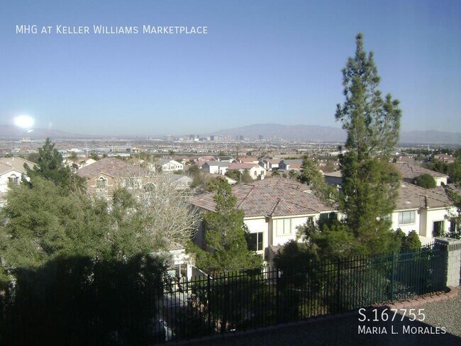 Foto del edificio - 1172 Spago Ln