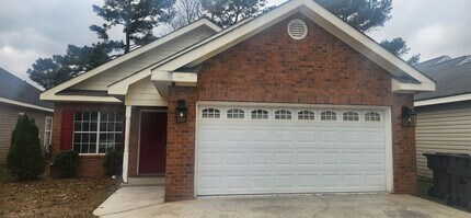 Building Photo - 106 Rolling Woods Cir