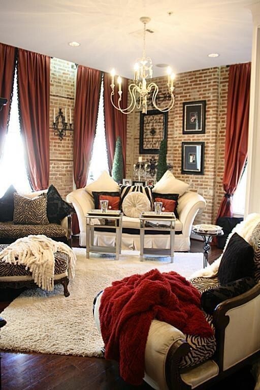 Building Photo - 2207 Postoffice St