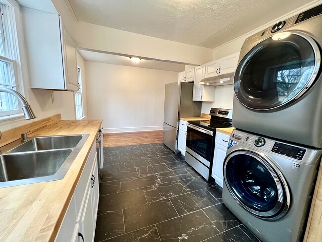 Building Photo - Beautiful Hardwood Floors and More