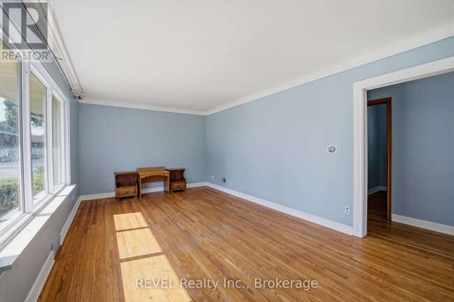 Building Photo - 6427 Burdette Dr