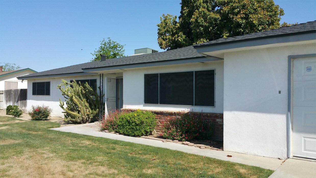 12708 E Clarkson Ave, Kingsburg, CA 93631 House Rental in Kingsburg