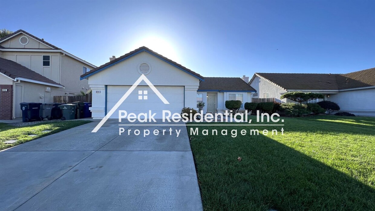 Primary Photo - 3 br, 2 bath House - 8297 Sunny Creek Wy