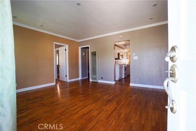 Foto del edificio - 1910 Bataan Rd