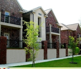 Building Photo - 848 North St