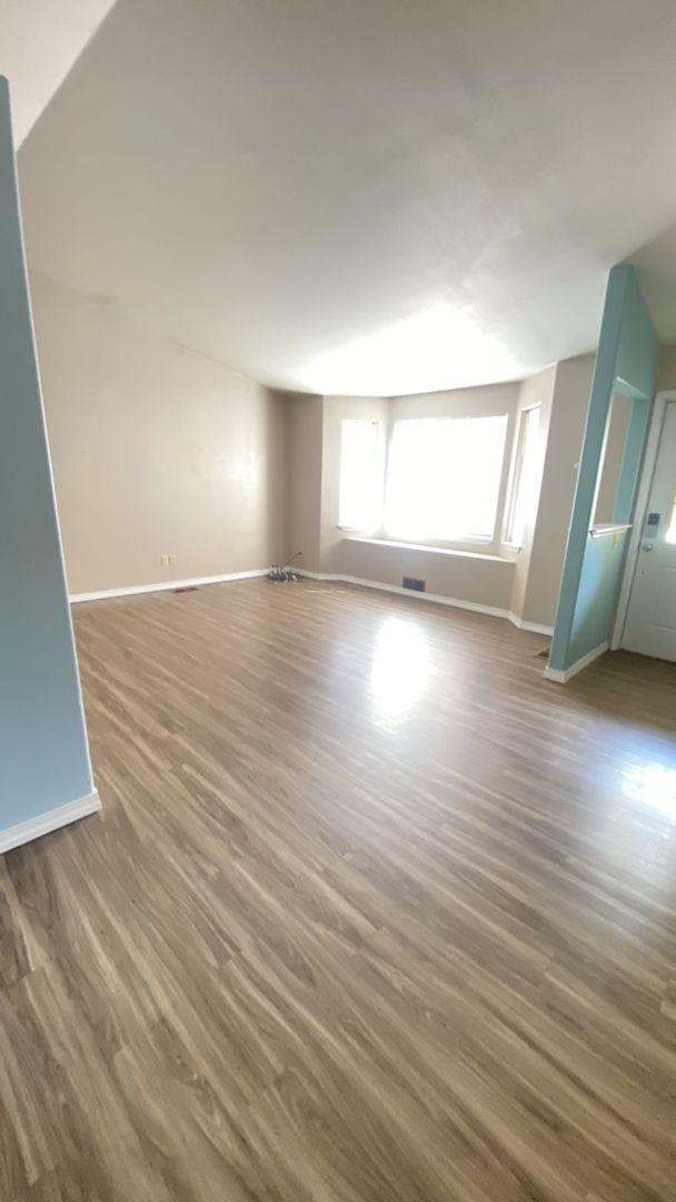 Foto del edificio - 2503 E M Ave