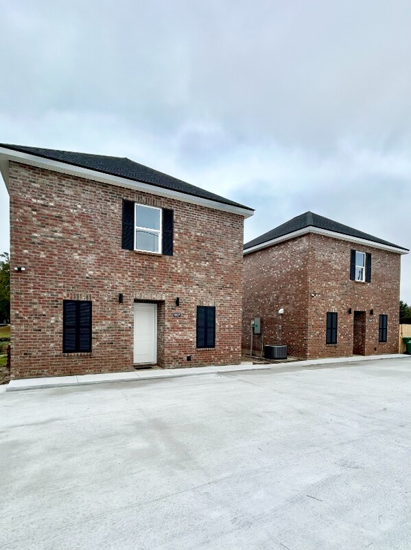 Foto principal - 1977 Bayou Rd