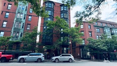 Building Photo - 31 Massachusetts Ave