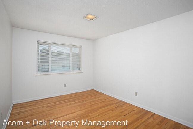 3 br, 2.5 bath House - 2339 Champion Court - 4