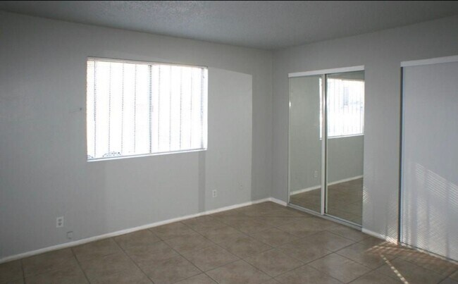 Building Photo - 2762 Sidewinder Ln