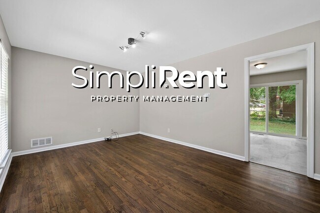 Foto del edificio - JUST REDUCED *ALL ELECTRIC* Ranch in River...