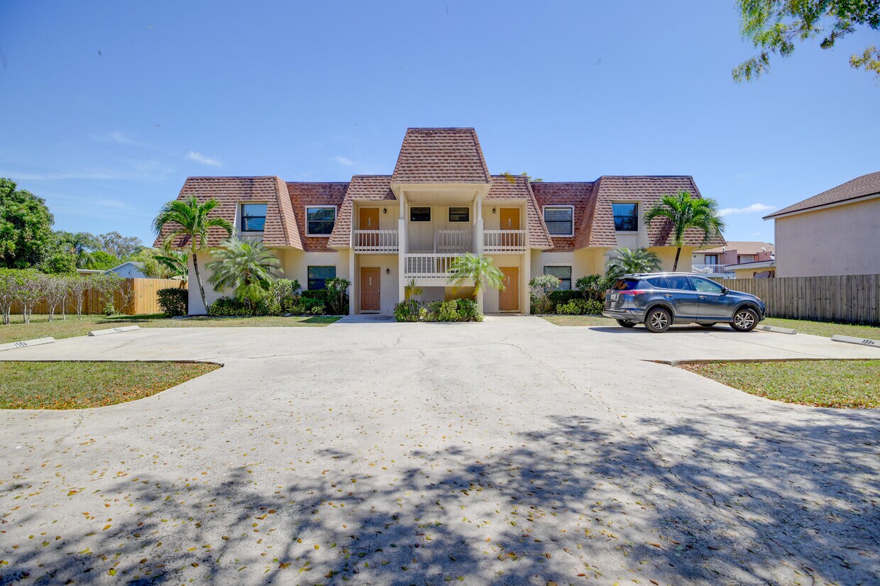 1580 Montauk Dr, Wellington, FL 33414 Townhome Rentals in Wellington