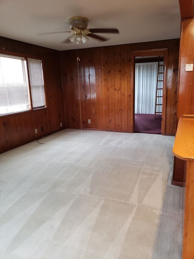 Foto del edificio - Cozy 3 Bedroom 2 Bath With Bonus Loft