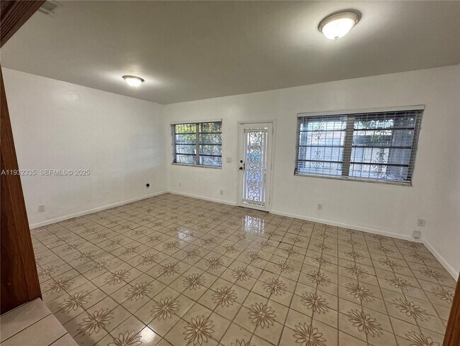 Foto del edificio - 9111 SW 20th St