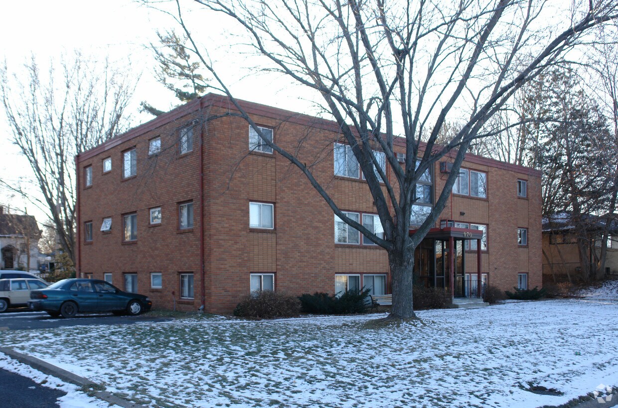 Building Photo - 970 43 1/2 Ave NE