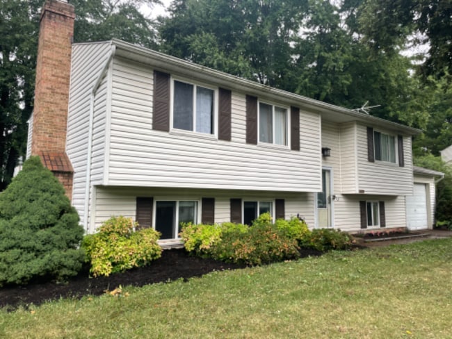 Foto del edificio - 2618 Litchfield Dr