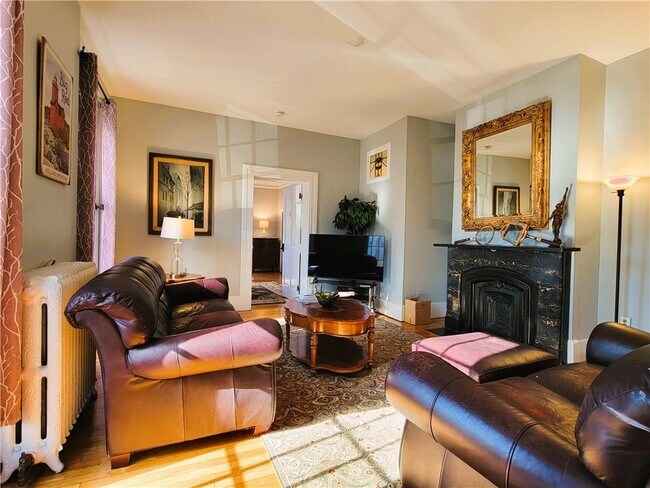 Foto del edificio - 92 Pelham St